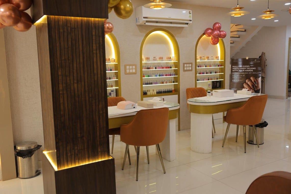 The Square Salon provides a modern, welcoming space for every skin, hair and wellness treatment.
